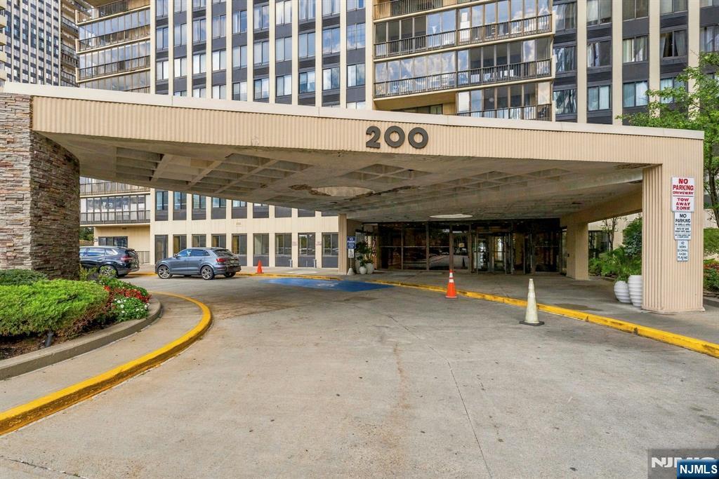 Photo 2 of Condo for sale at 200 Winston Dr #L14, Cliffside Park, NJ 07010 | MLS# 26036498 | Listing updated on 2026-10-01