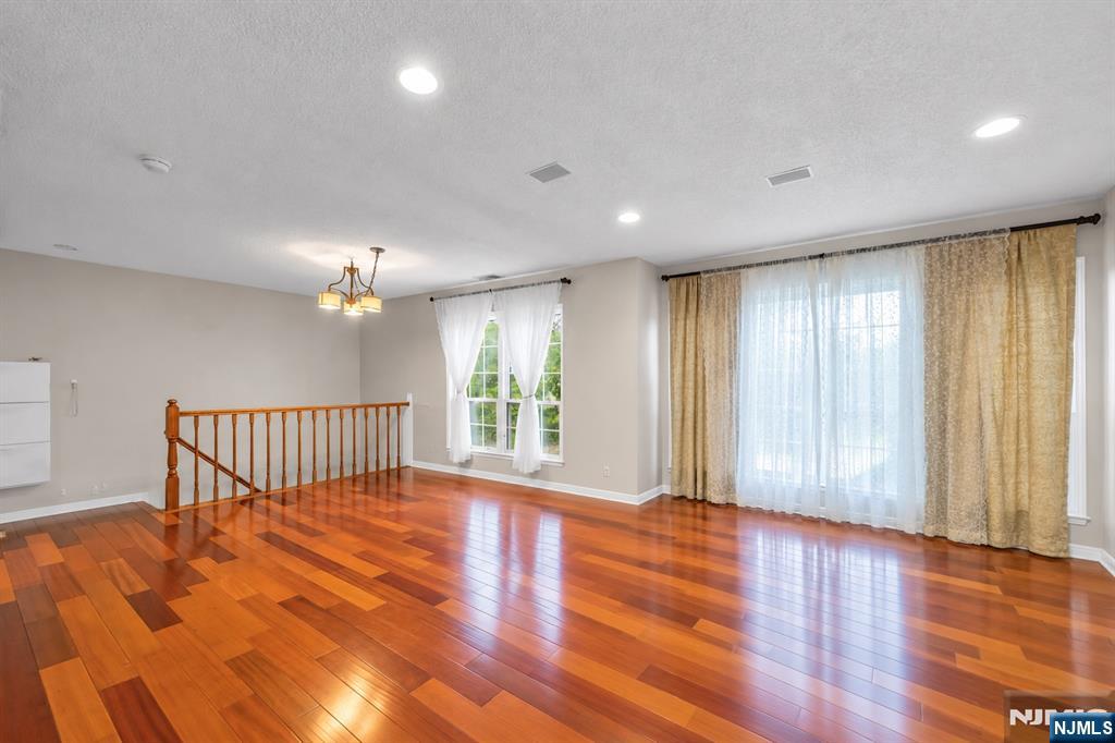 1118 Sage Court - Photo 2