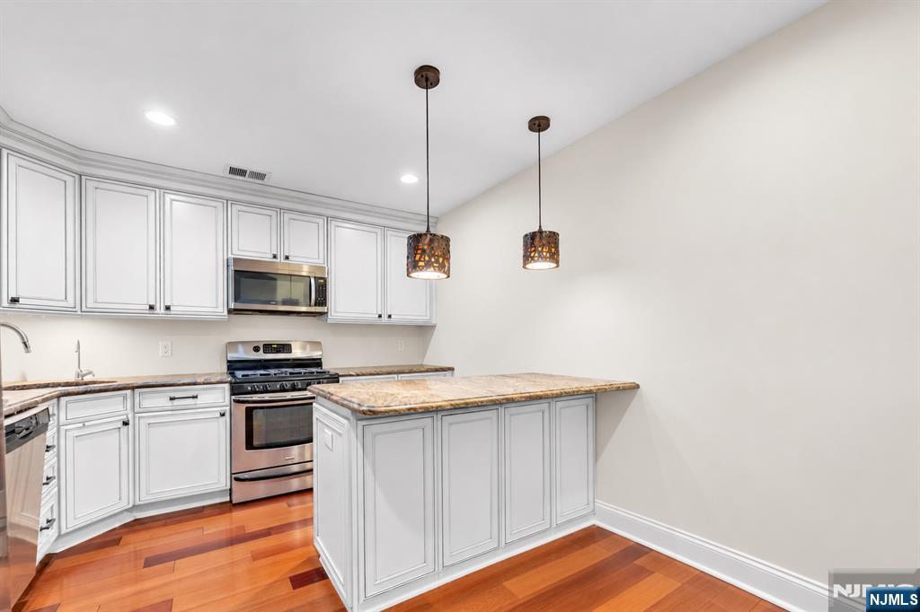 1118 Sage Court - Photo 3
