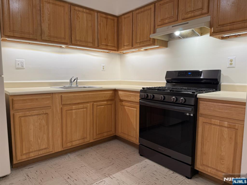 326 Hoover Avenue 80 - Photo 5