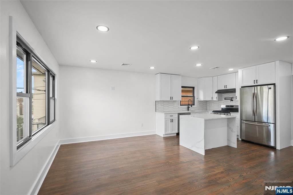 4314 Cottage Avenue - Photo 3
