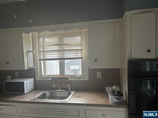 73 Lawton - Photo 4