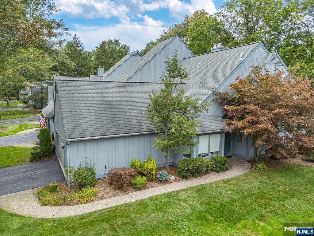 25 Braeburn Drive - Photo 1