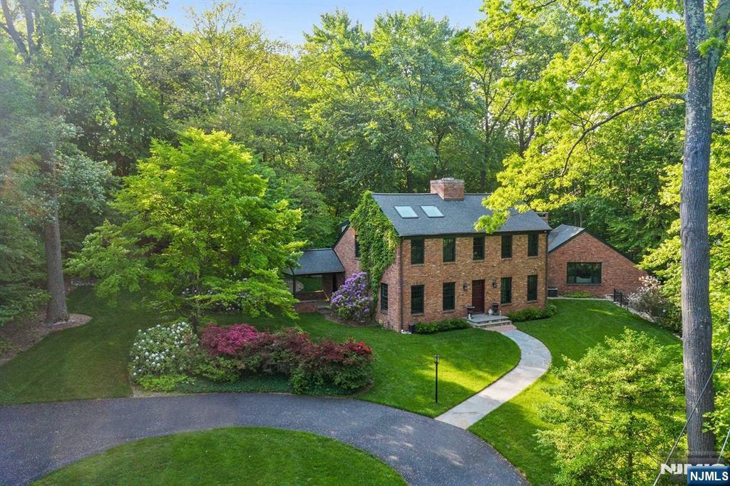 44 W Hill Road - Photo 1