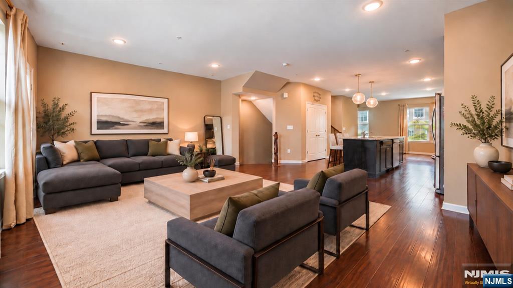 127 Truman Drive - Photo 2