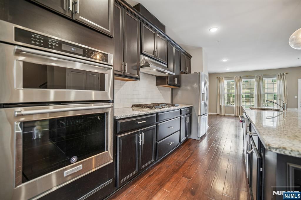 127 Truman Drive - Photo 3