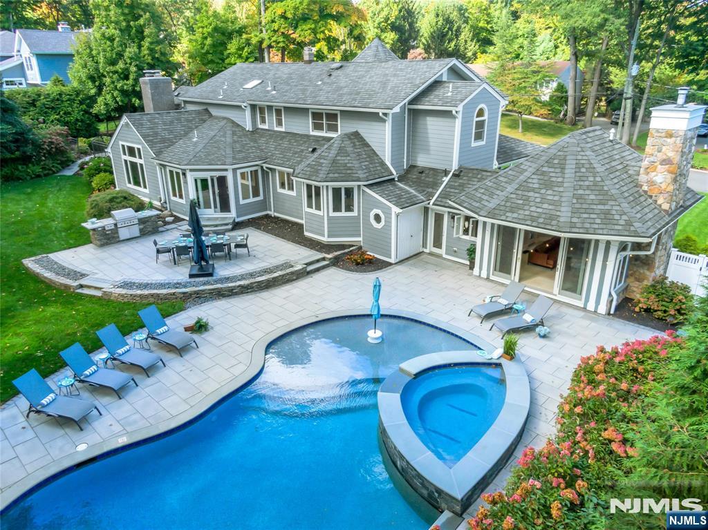 Photo 3 of Single family home for sale at 545 Miller Rd, Wyckoff, NJ 07481 | MLS# 26036601 | Listing updated on 2026-10-07