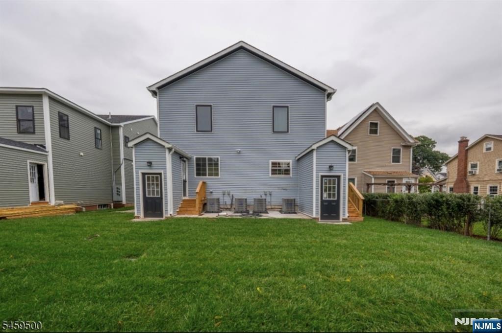 18 Lindsley Avenue - Photo 3