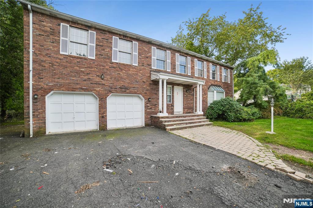 753 Washington Avenue - Photo 2