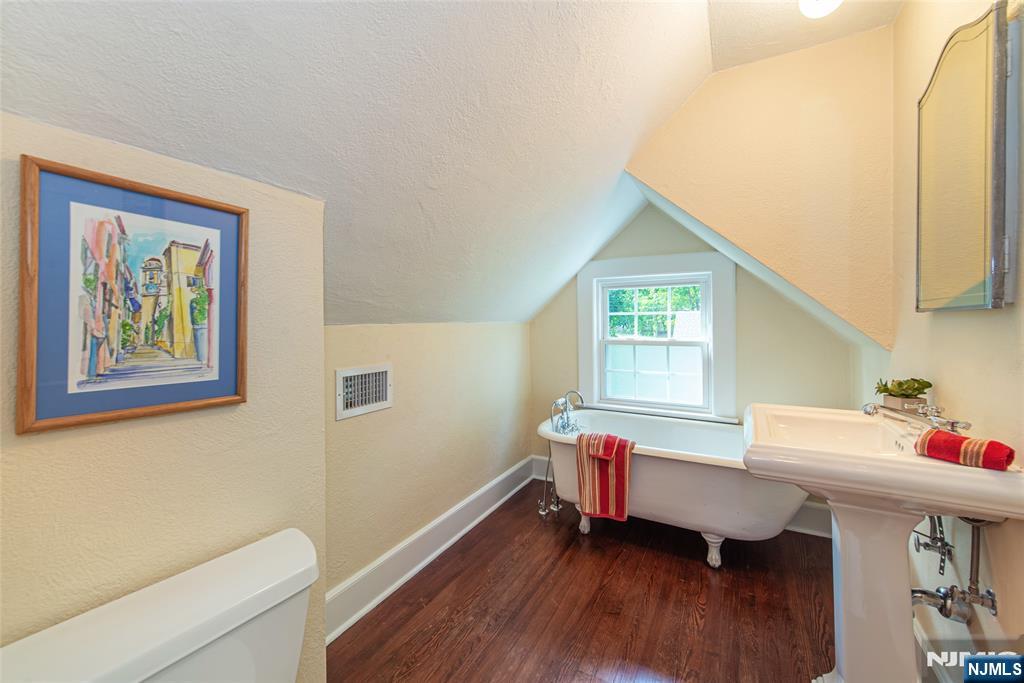 486 Ridgewood Avenue — photo 31