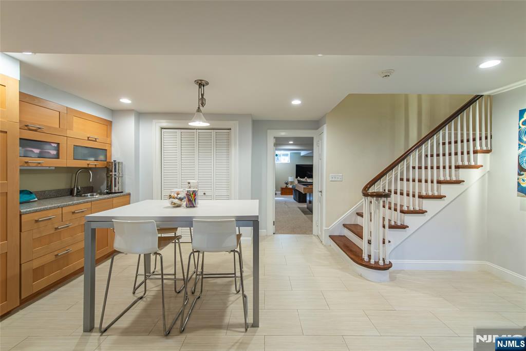 486 Ridgewood Avenue — photo 33