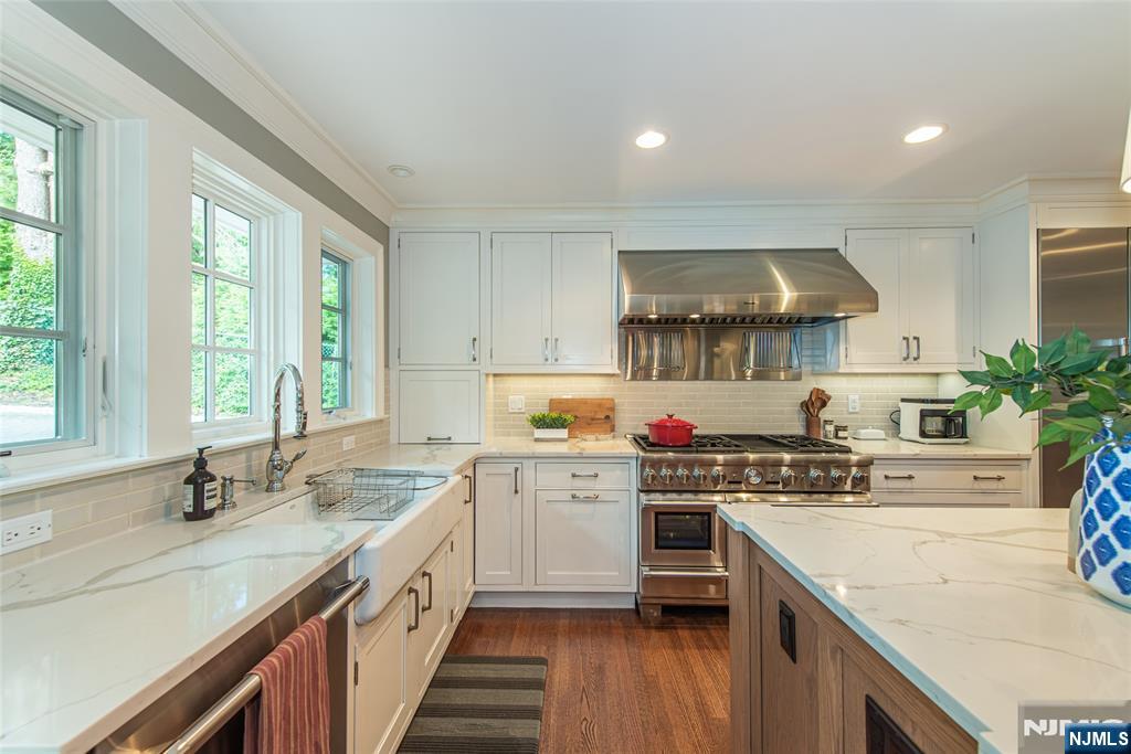 486 Ridgewood Avenue — photo 10