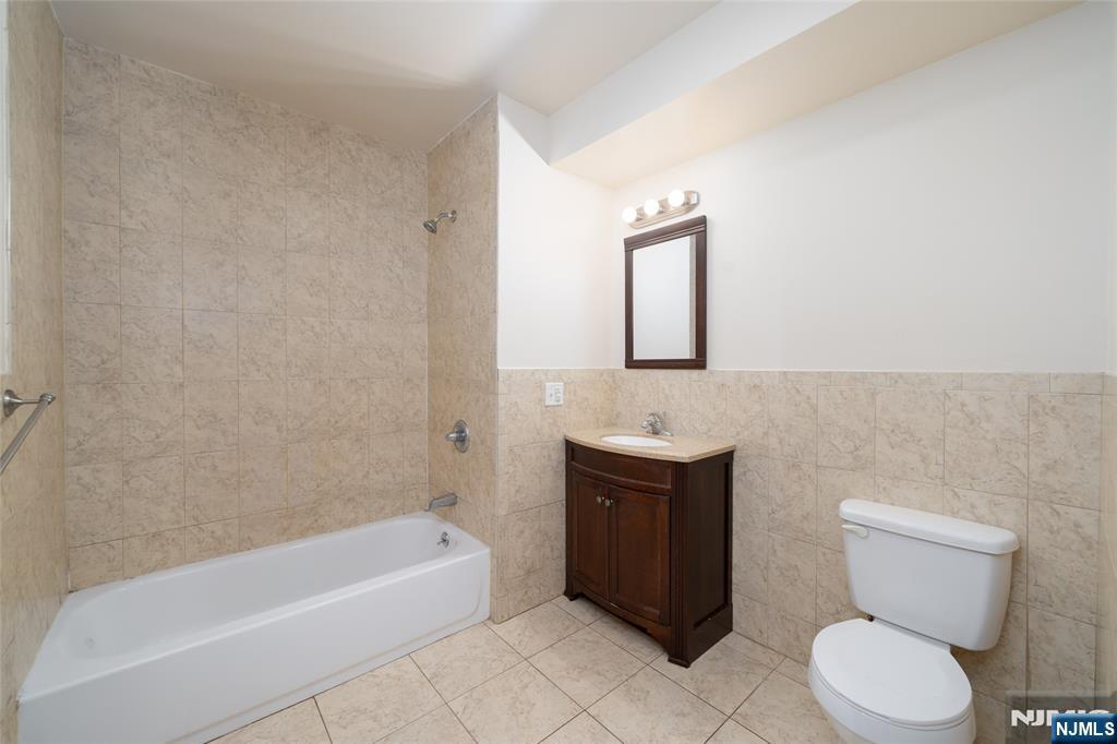 448 Palisade Avenue — photo 13