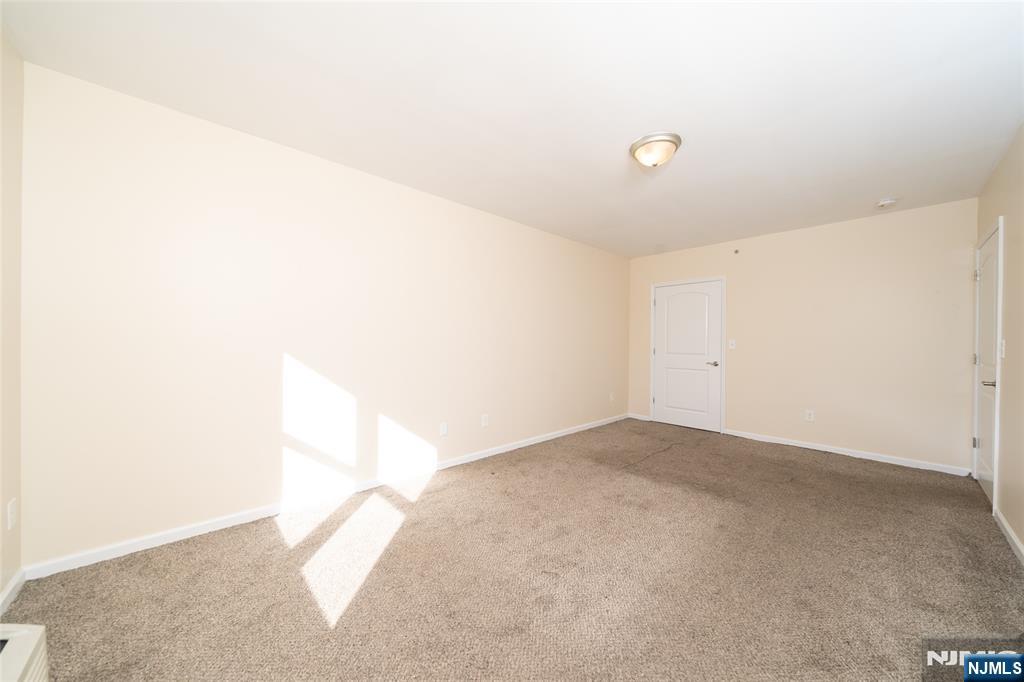 448 Palisade Avenue — photo 17