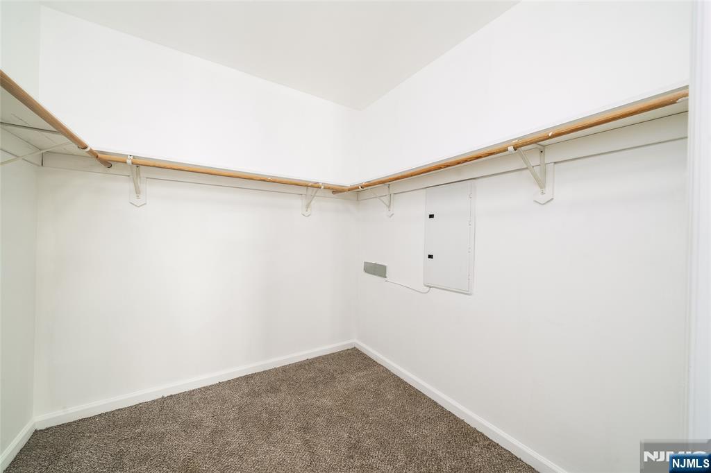 448 Palisade Avenue — photo 18