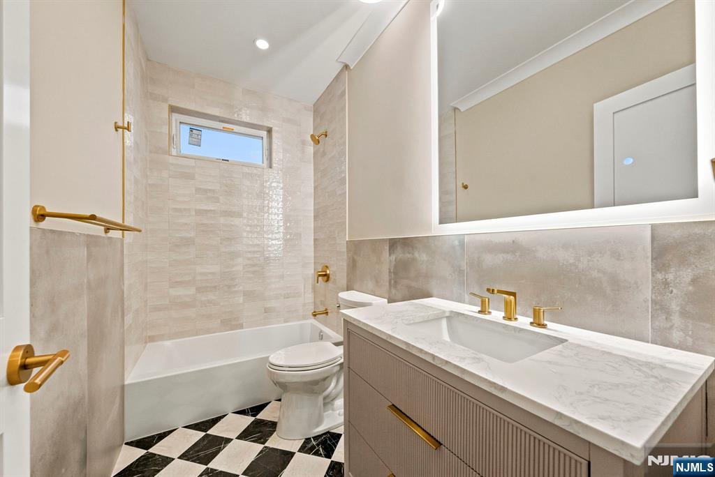 761 Cathy Ann Court — photo 33