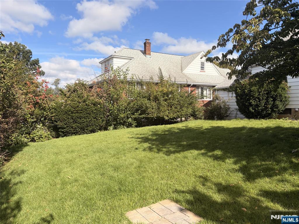 284 Main Avenue - Photo 4