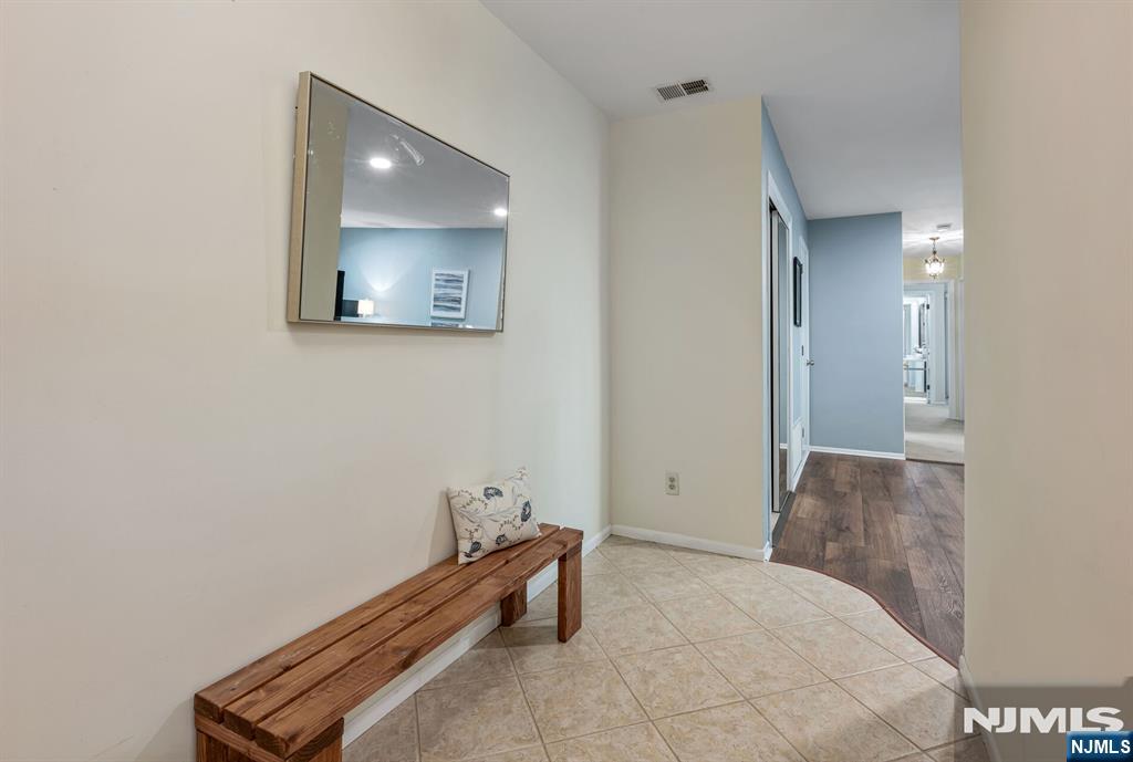 141 Indian Hollow Court - Photo 4
