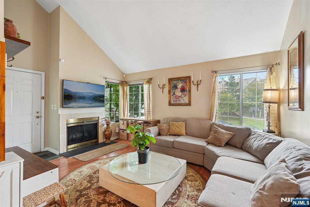 11 Stevens Court - Photo 2