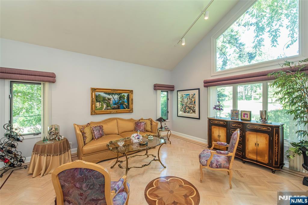 15 McDonough Place - Photo 5