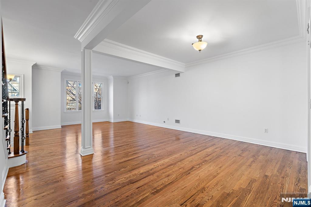 22 Cobblestone Way - Photo 2