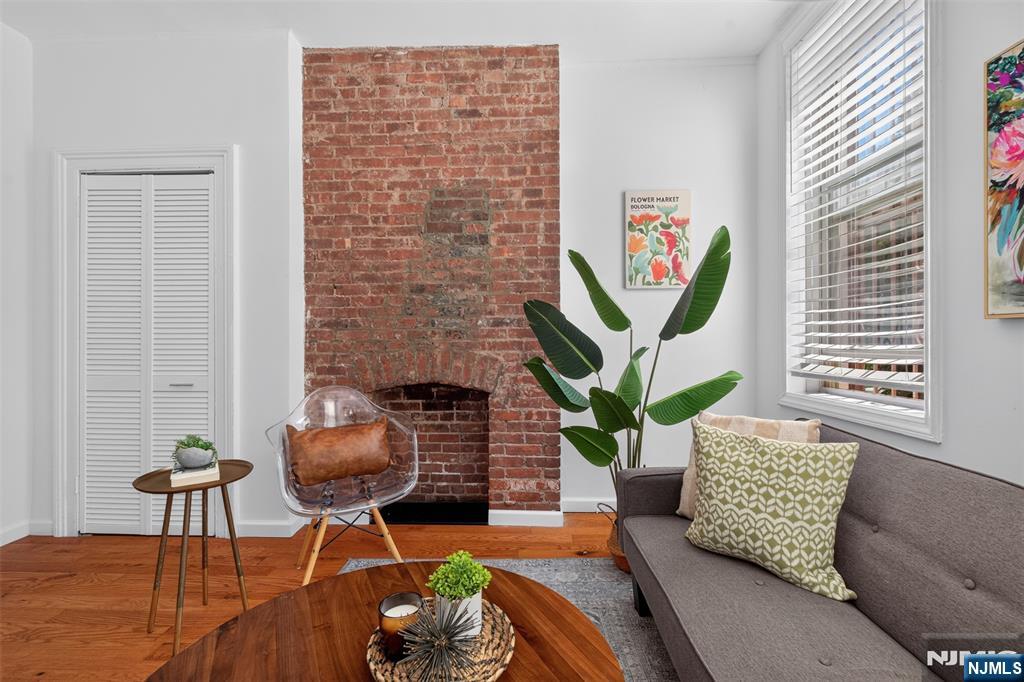 200 Wayne Street 102 - Photo 4