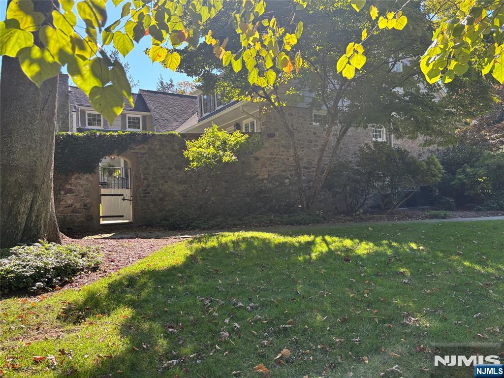 15 Duck Pond Road — photo 29
