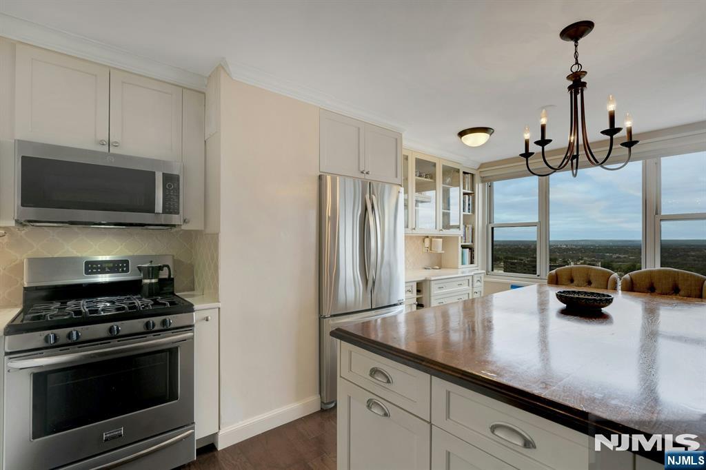 2000 Linwood Avenue 22B - Photo 3