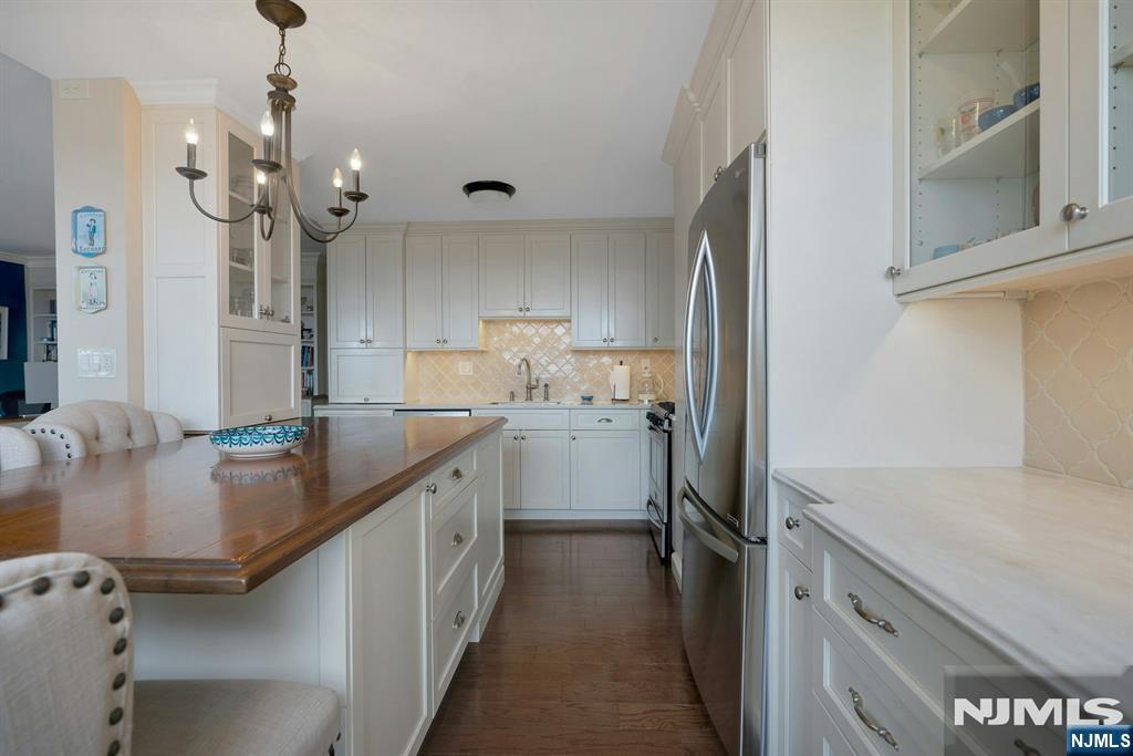 2000 Linwood Avenue 22B - Photo 5