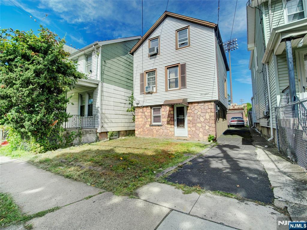 Photo 1 of Single family home for sale at 515 Monroe St, Orange, NJ 07050 | MLS# 26036702 | Listing updated on 2026-09-29