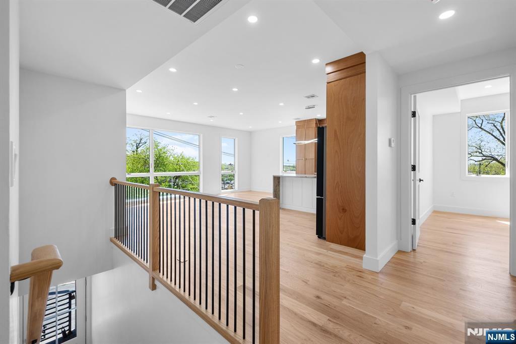 849 Pleasantview 2 - Photo 2