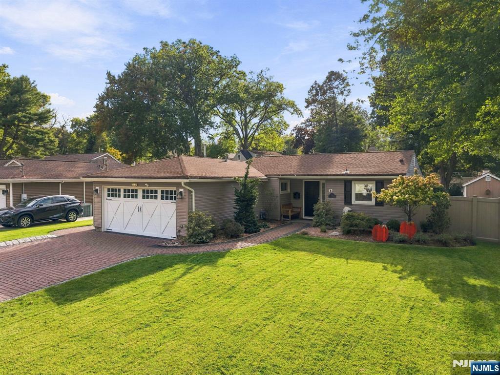 59 Eagle Drive - Photo 1