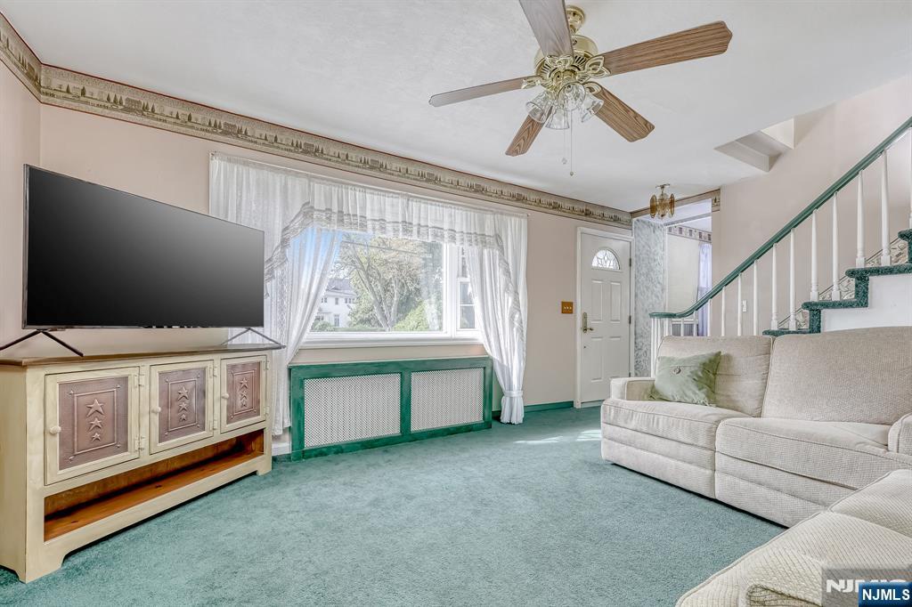 85 Catherine Avenue - Photo 2