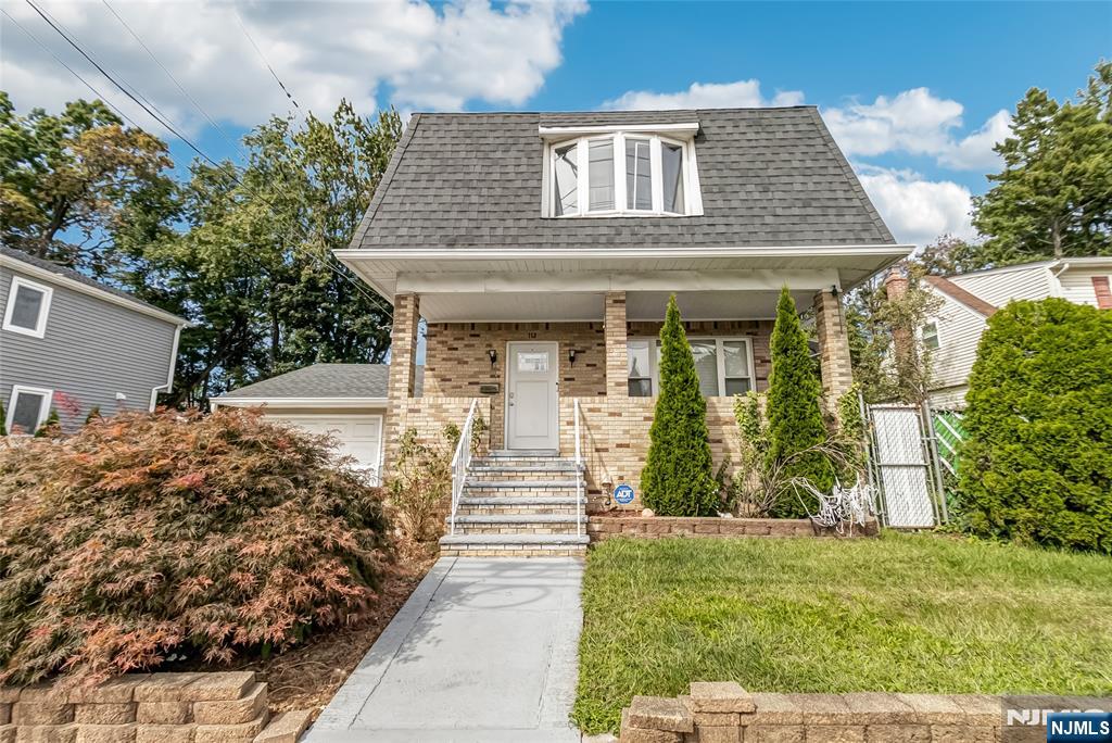 113 Willow Street - Photo 1