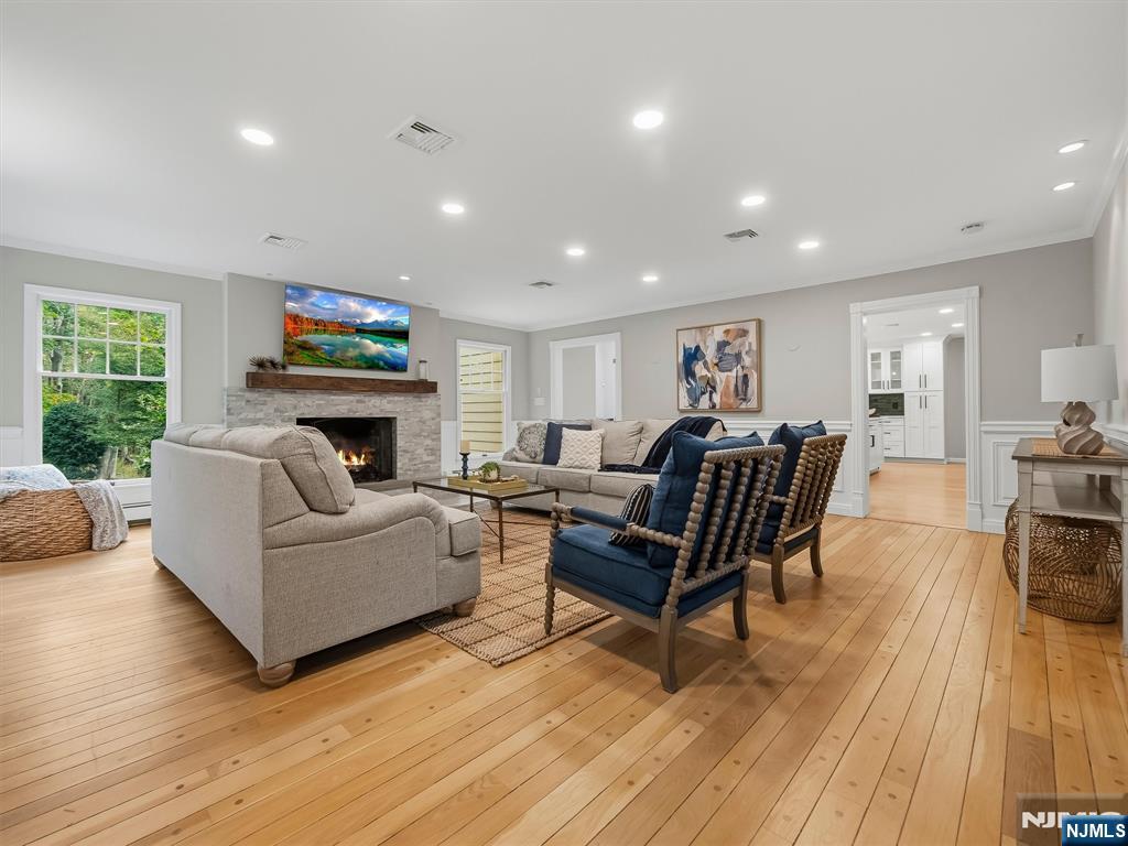 Photo 3 of Single family home for sale at 22 Millstream Rd, Upper Saddle River, NJ 07458 | MLS# 26036735 | Listing updated on 2026-10-05