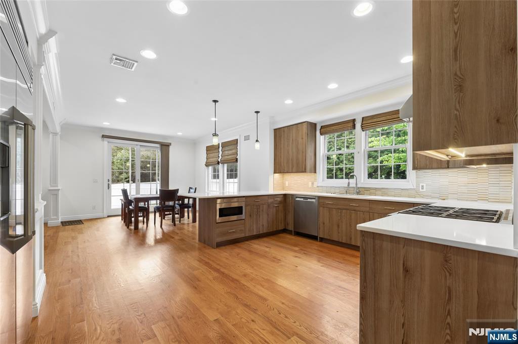 84 Woodmere Lane — photo 47