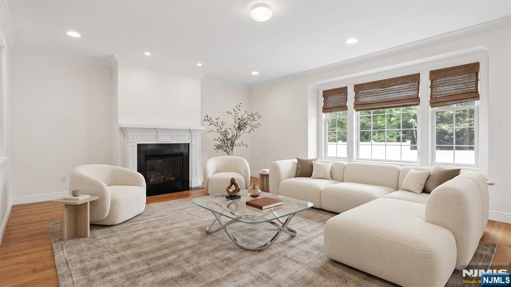 84 Woodmere Lane — photo 8