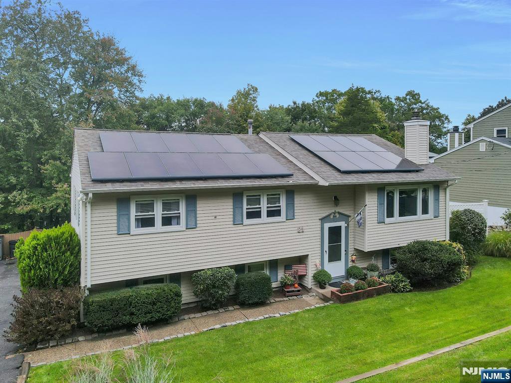 21 Aldrin Drive - Photo 2