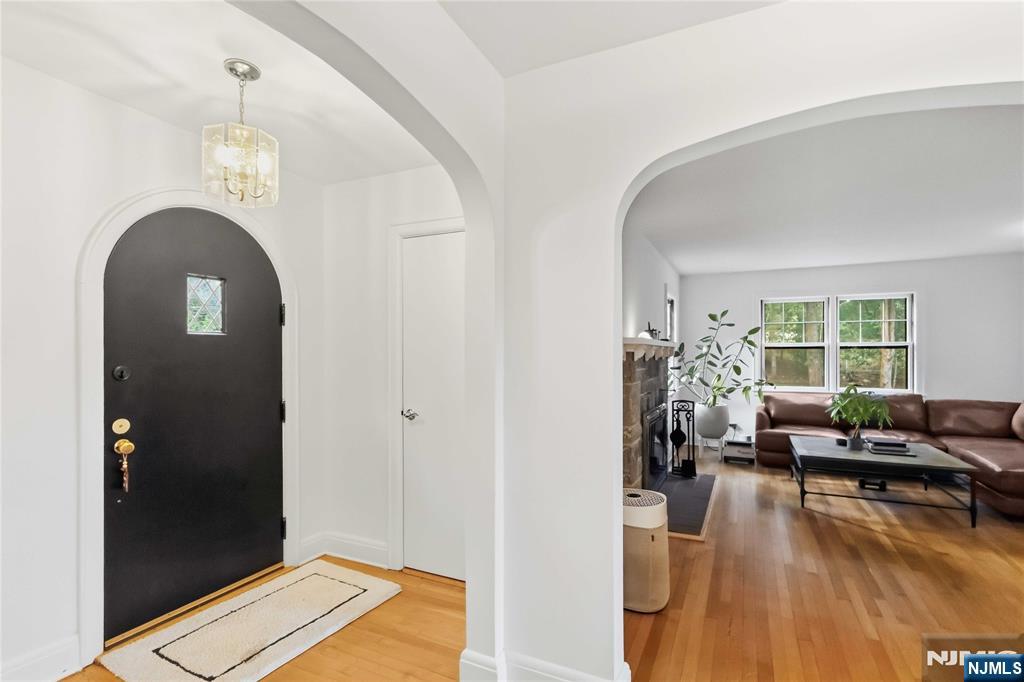 587 Closter Dock Road - Photo 4