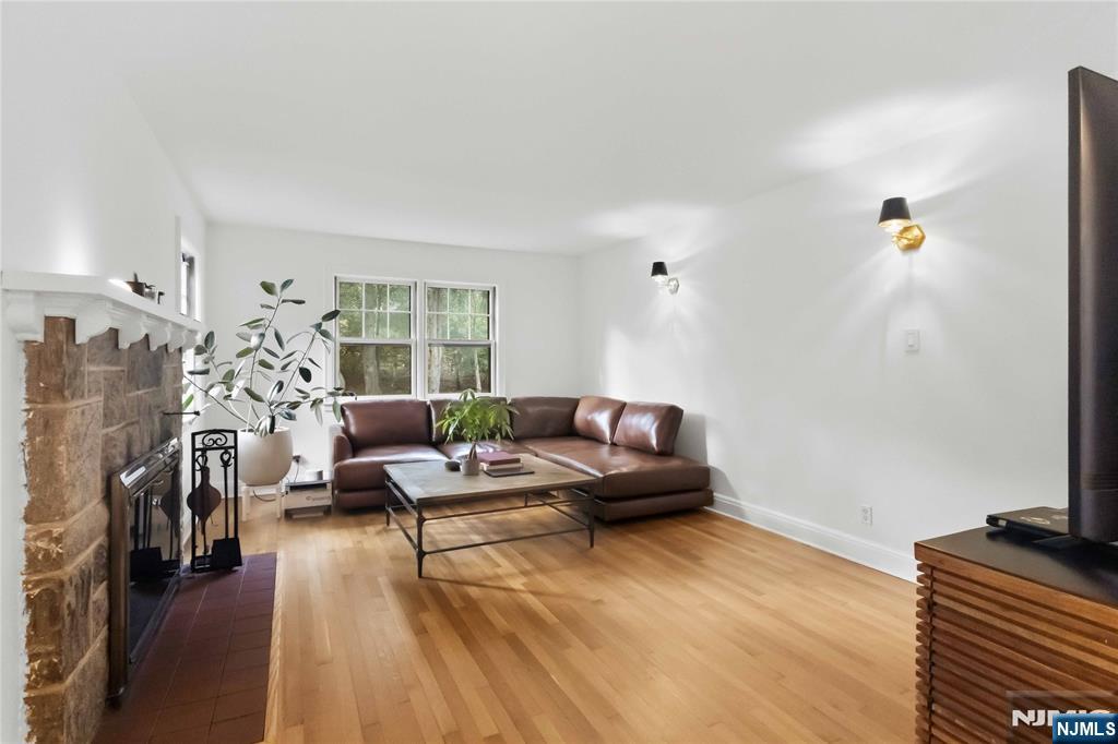 587 Closter Dock Road - Photo 5