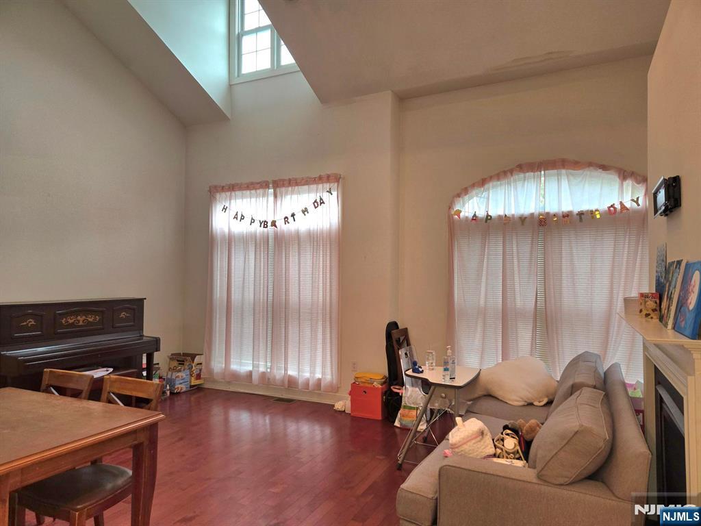 8 A Sweeney Court - Photo 3