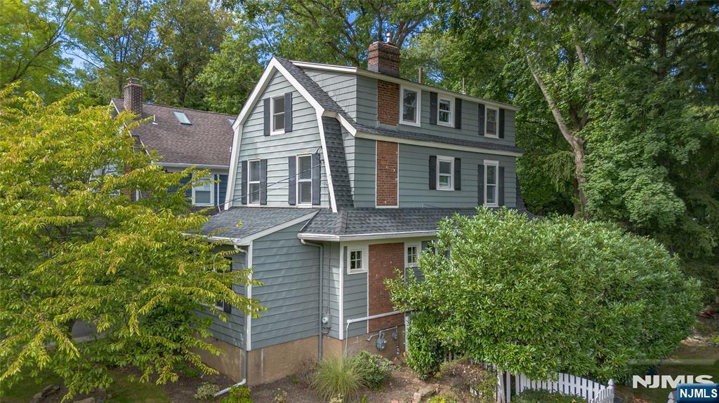 Photo 2 of Single family home for sale at 133 Buckingham Rd, Montclair, NJ 07043 | MLS# 26036811 | Listing updated on 2026-10-07