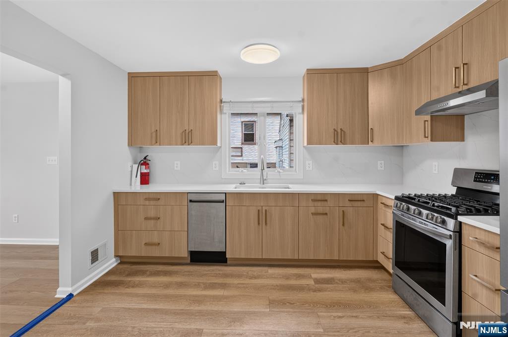 181 Chestnut Street 1 - Photo 4