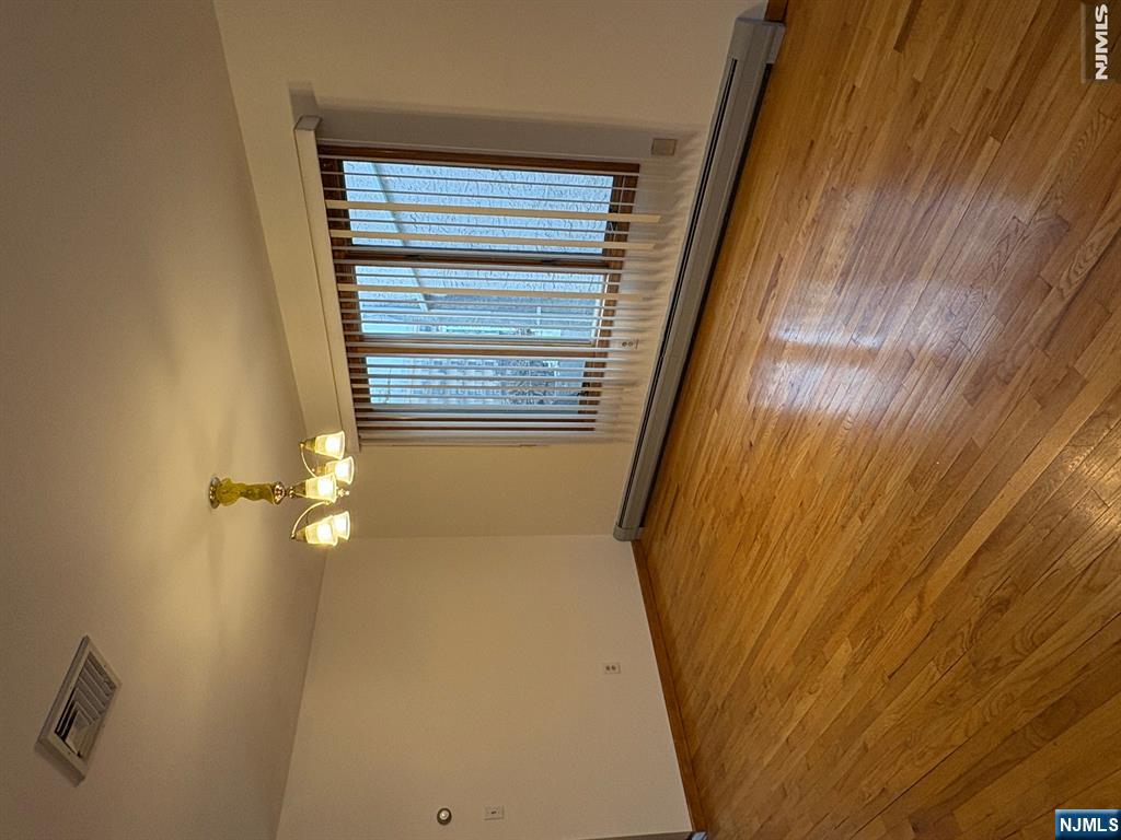 215A 13TH Street - Photo 5