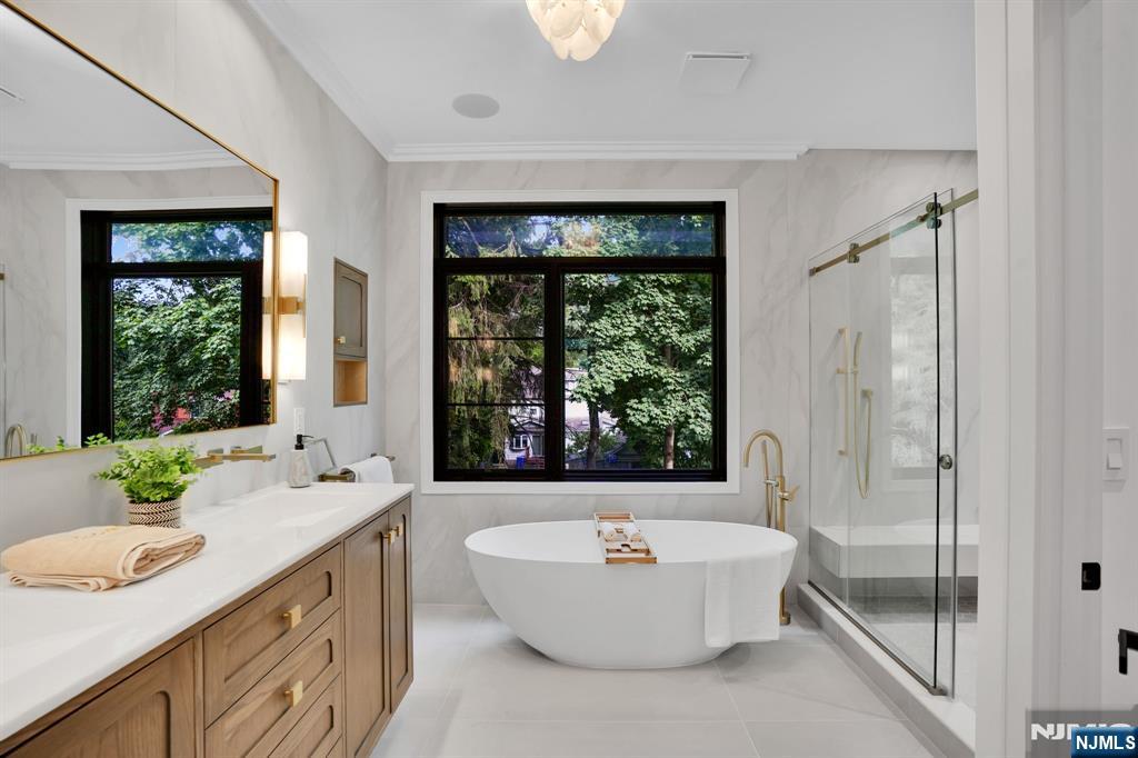 24 Lyle Avenue — photo 24