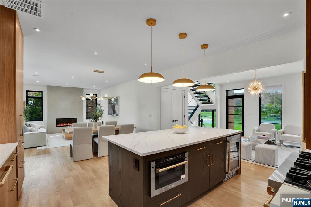 24 Lyle Avenue — photo 6