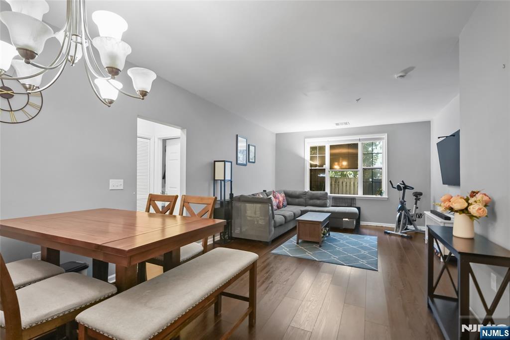 435 Van Houten Avenue 102 - Photo 4