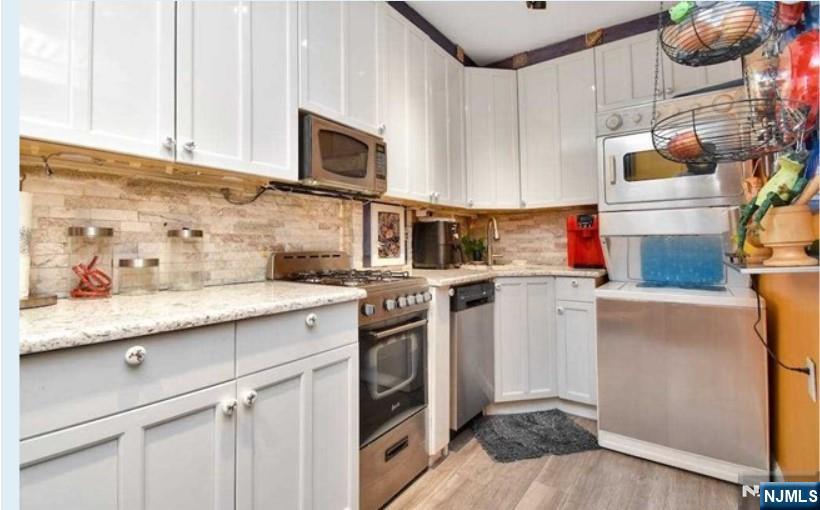 185 E Palisade Avenue D6B - Photo 5
