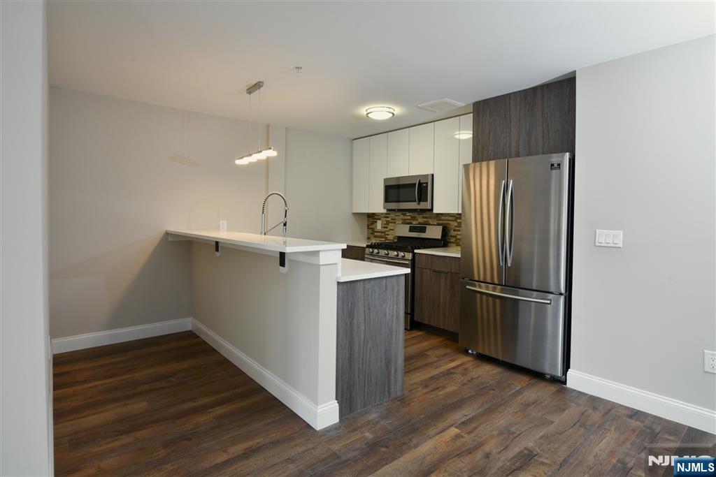 6105 Park Avenue 2 - Photo 5