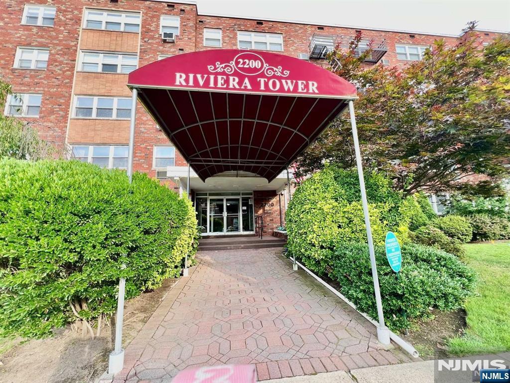Photo 1 of Condo for sale at 2200 Center Ave #E7, Fort Lee, NJ 07024 | MLS# 26036906 | Listing updated on 2026-10-07